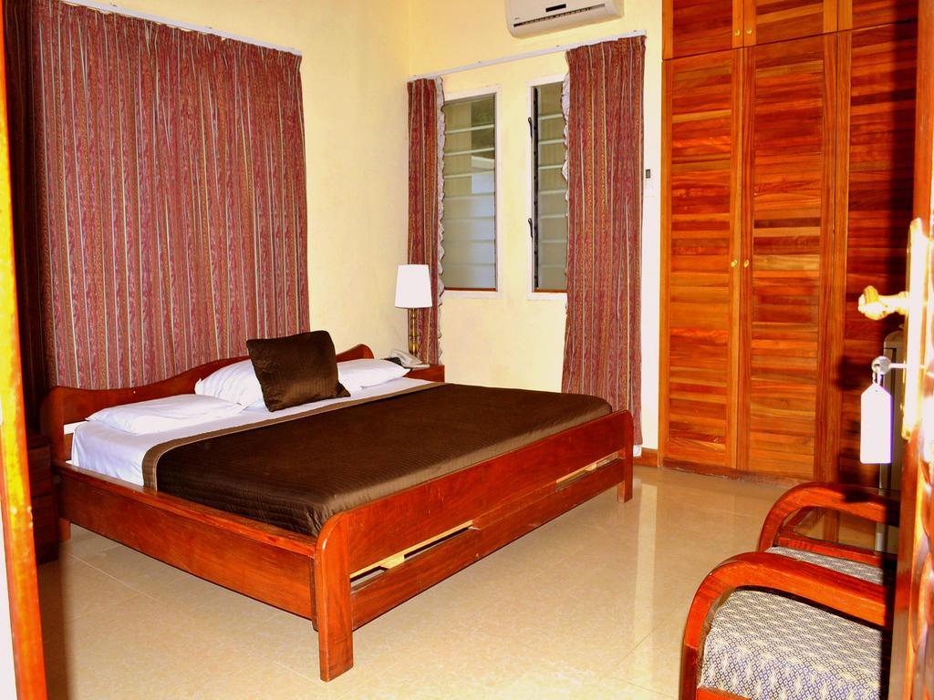 Hotel Loreto Cape Coast Exteriér fotografie